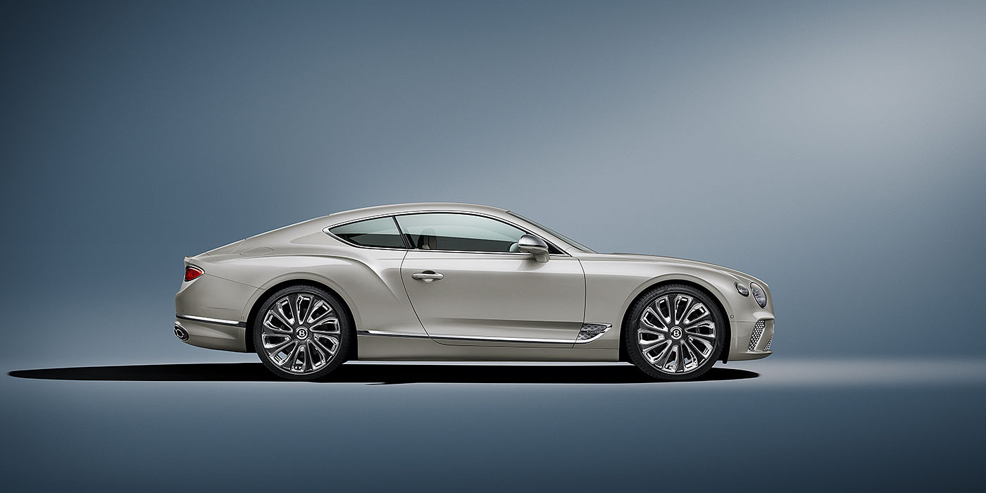 Bentley Adelaide Bentley Continental GT Mulliner coupe in White Sand paint front 34